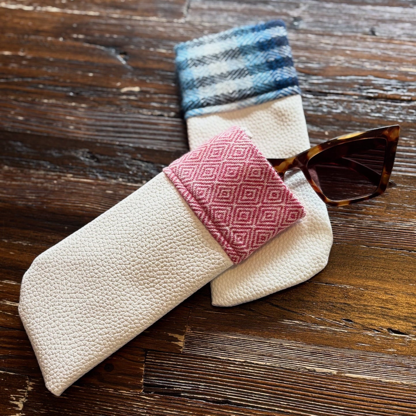Elsie Tweed glasses case