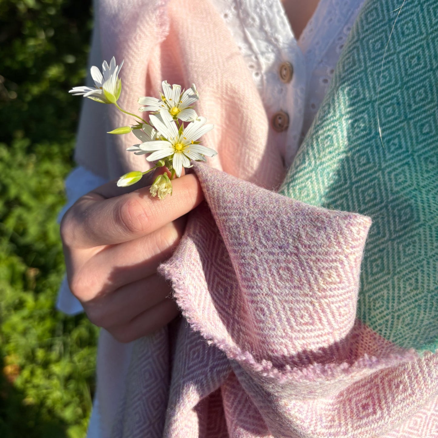 Whispering Shellsong | Donegal Tweed lambswool Scarf |