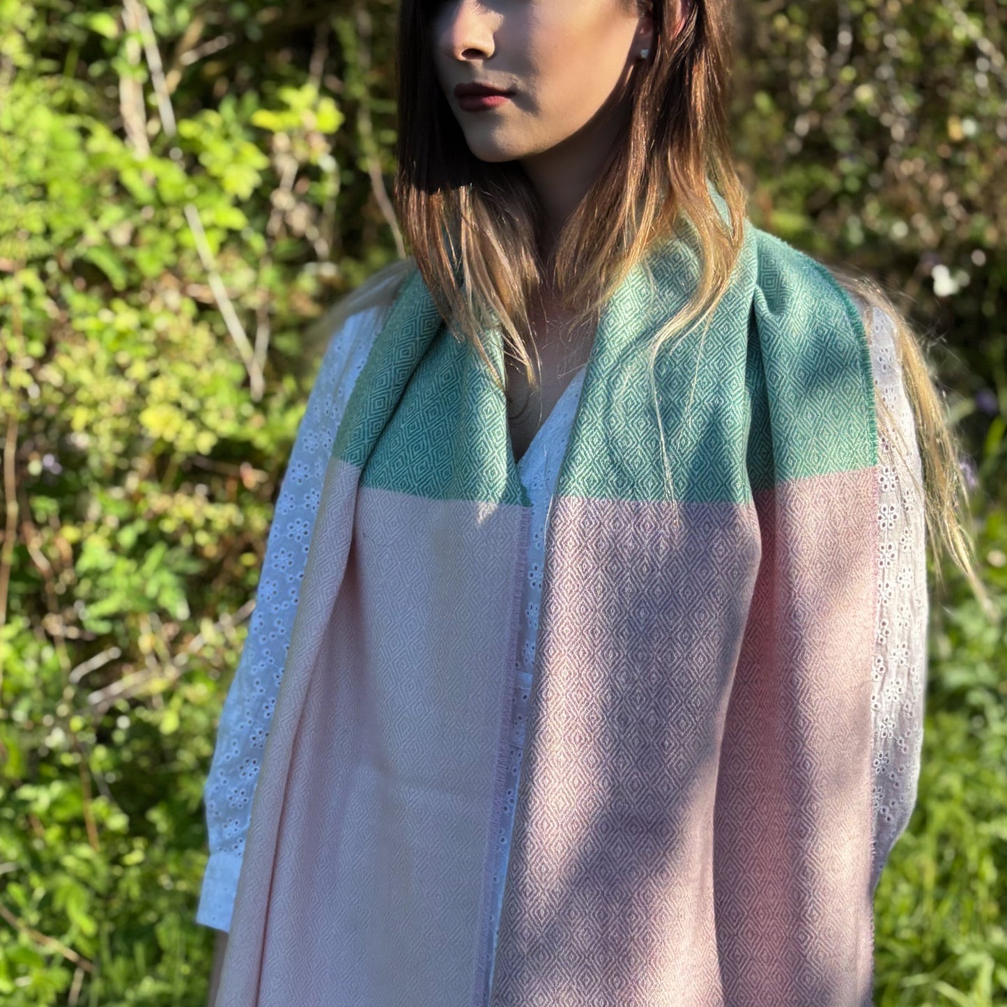 Whispering Shellsong | Donegal Tweed lambswool Scarf |