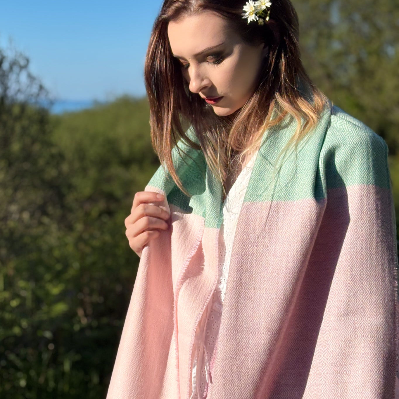 Whispering Shellsong | Donegal Tweed lambswool Scarf |