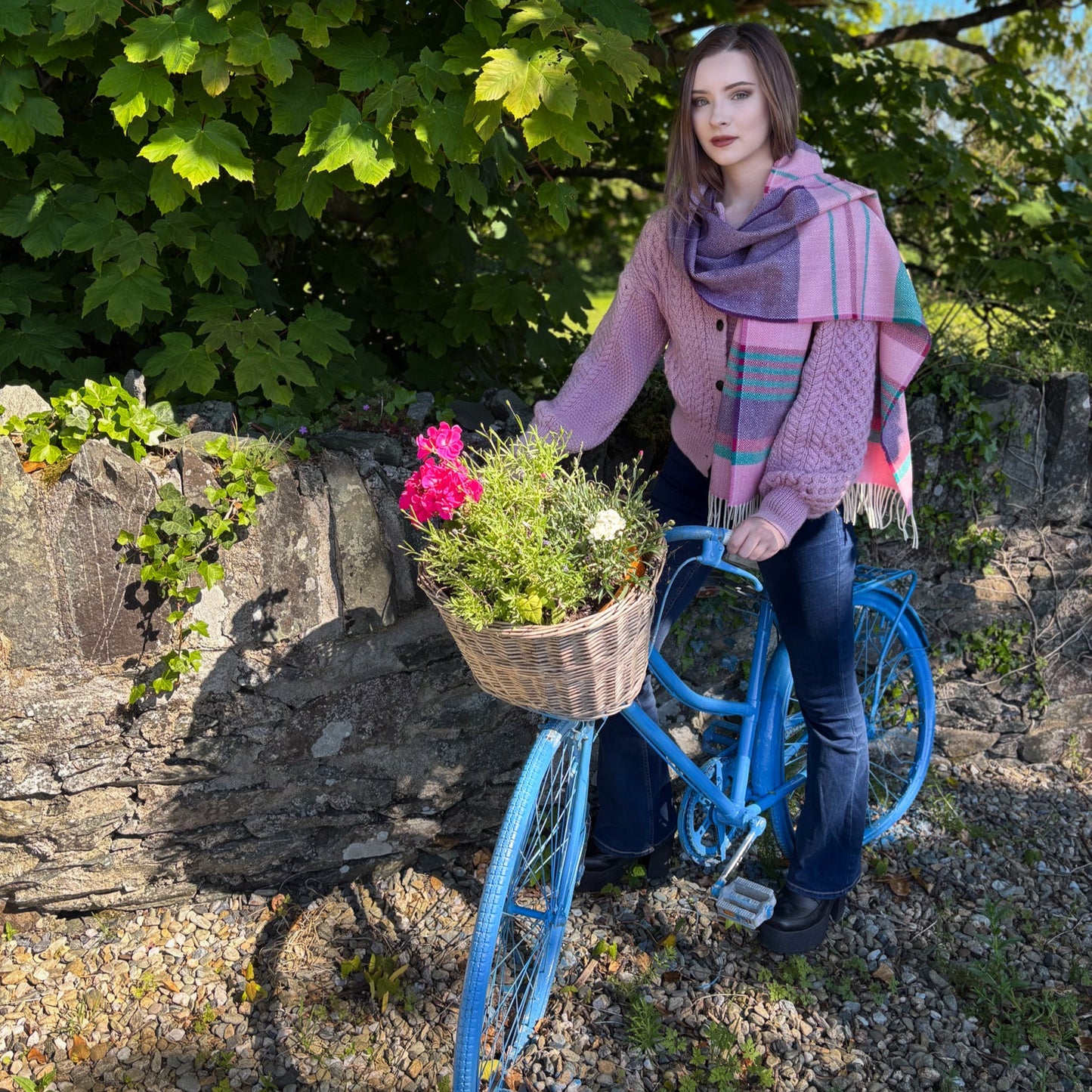 Foxglove | Donegal Tweed merino Scarf