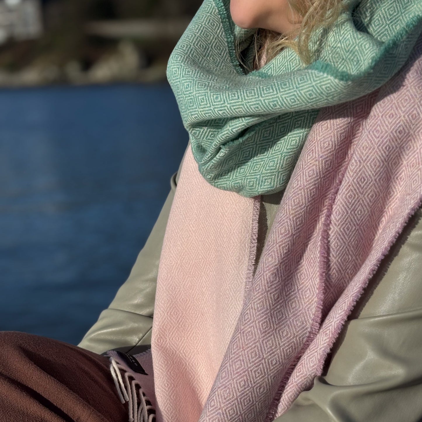 Sirens Shell | Donegal Tweed lambswool Scarf |